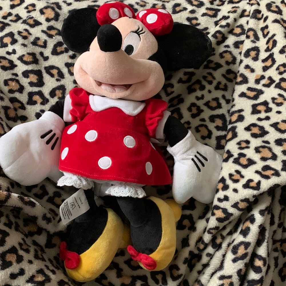 Disney Minnie Mouse.